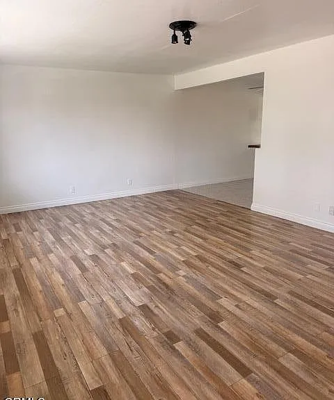 541 Glacier Ave — Photo 7