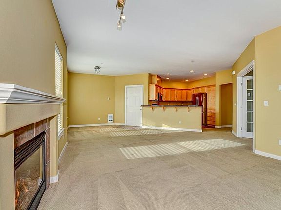 3rd image of 22639 NE Alder Crest Dr #204