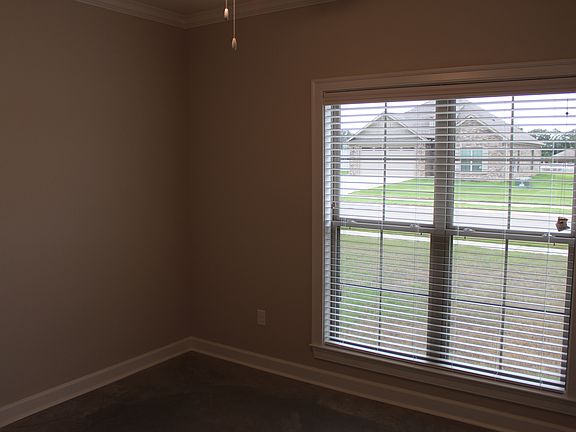 5th image of 7 Haley Renee Dr