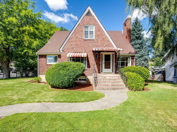 912 S Lake St, Colfax, WA 99111