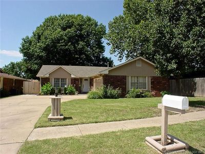 1128 N Ironwood Pl, Broken Arrow, OK, 74012
