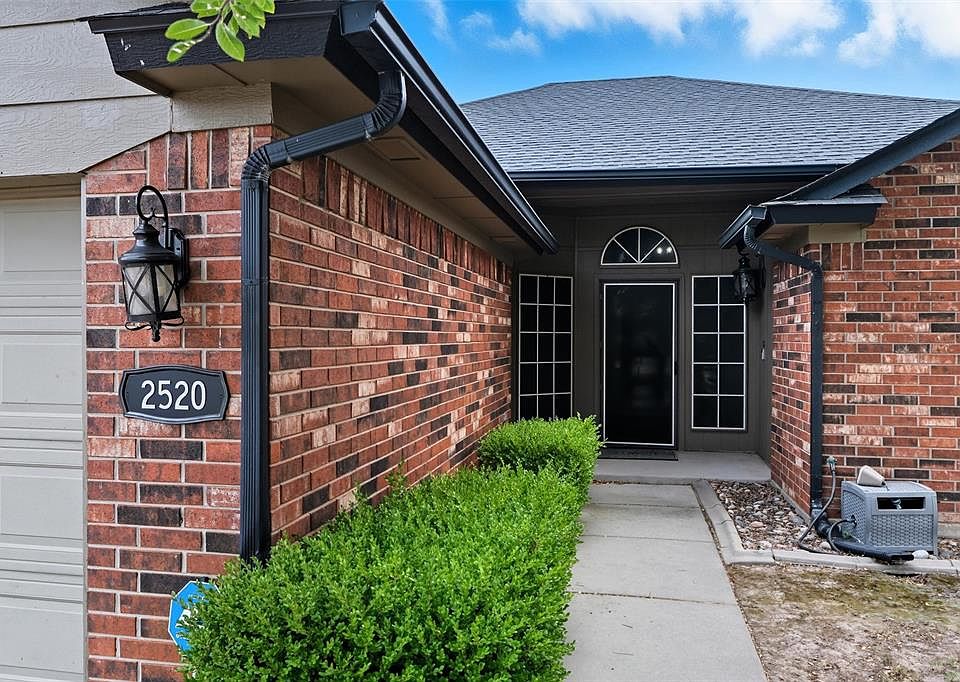 1st image of 2520 Port Rush Dr