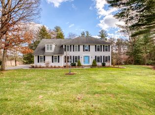 70 Pineridge Dr, Westfield, MA 01085