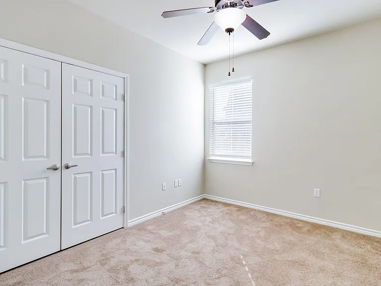 9613 Maurice Ave — Photo 53