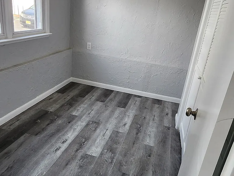 1760 Winfield St #1 — Photo 5