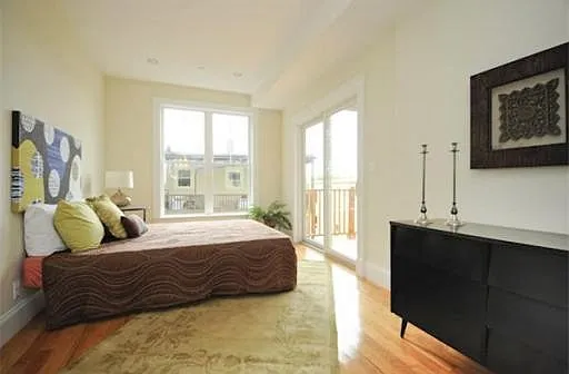 20 Fisher Ave #1 — Photo 6