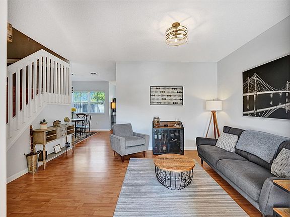 4th image of 7633 N Southwood Circle