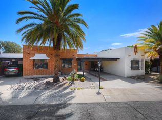 353 S Paseo Chico, Green Valley, AZ 85614