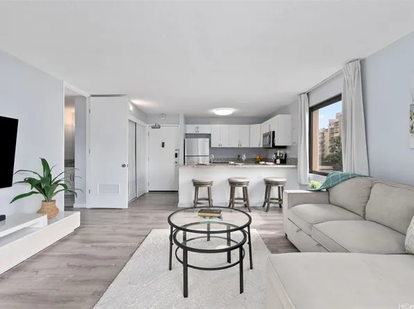 2140 Kuhio Ave APT 502, Honolulu, HI 96815