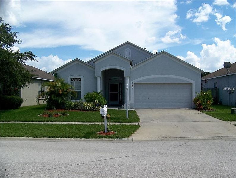 1st image of 24402 Breezy Oak Ct