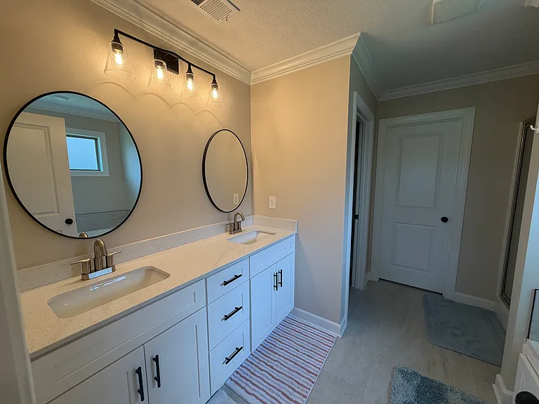 93 Garrison Dr — Photo 8