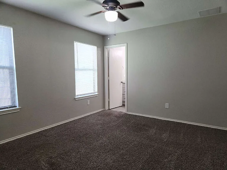 5709 Ping Way — Photo 12