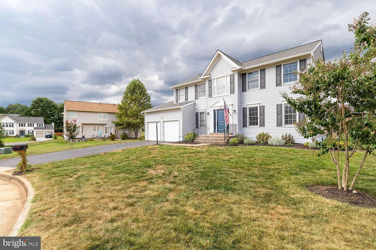 4 bed, 4.0 bath, 3434 sqft, $3,850 — Photo 2