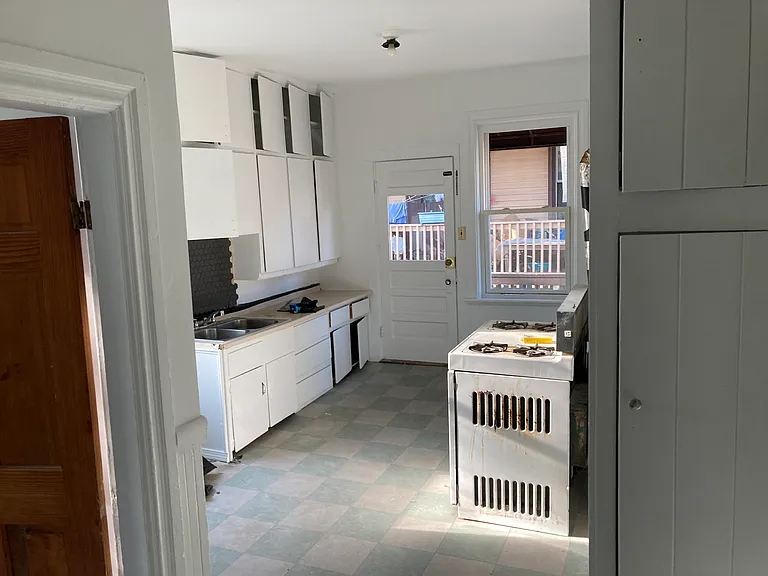 167 West St #2 — Photo 7