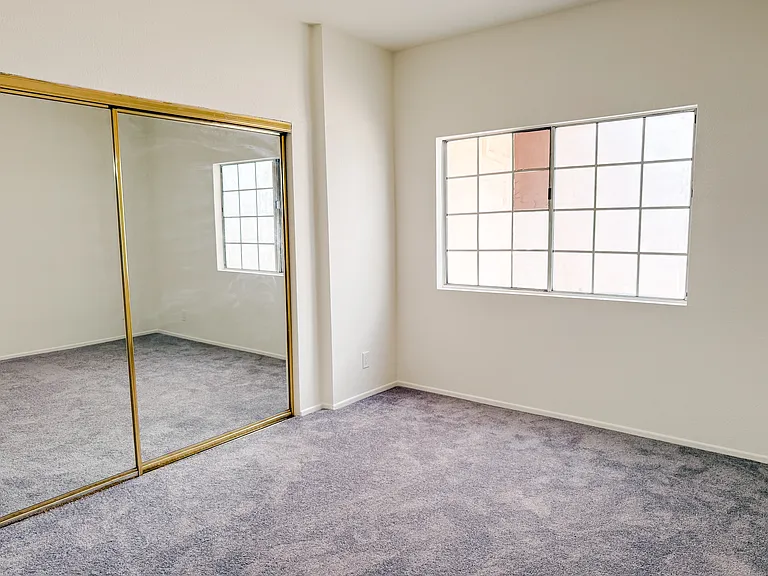 4334 Laurel Canyon Blvd #1 — Photo 8