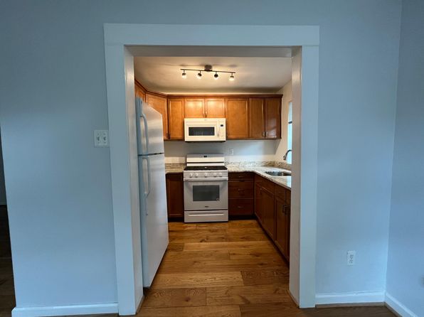 5216 8th Rd S APT 2
