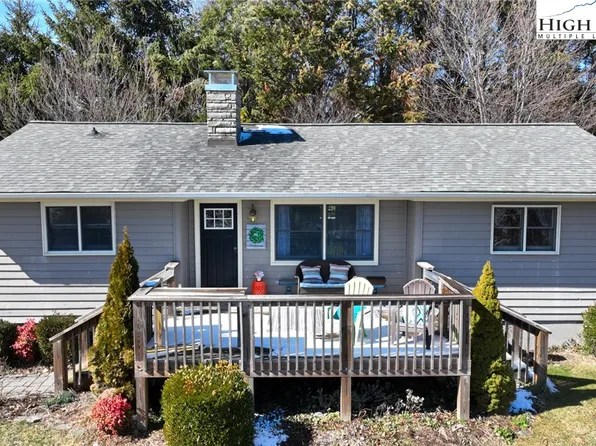 265 Wildcat Road, Deep Gap, NC 28618