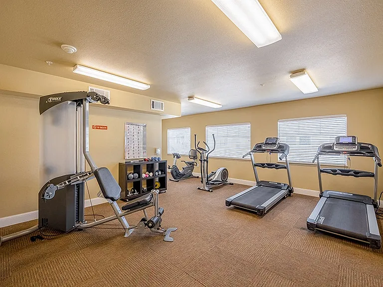 2250 Cougar Dr — Photo 32