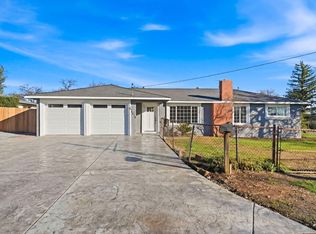 2215 Oxford Rd, Redding, CA 96002