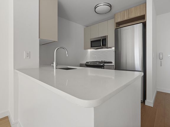 4th image of 42-20 24th St #20E