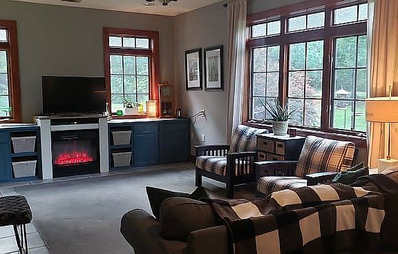 Electric fireplace 