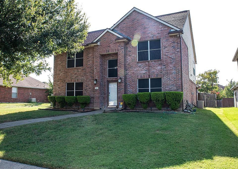 1st image of 743 Cedarwood Dr