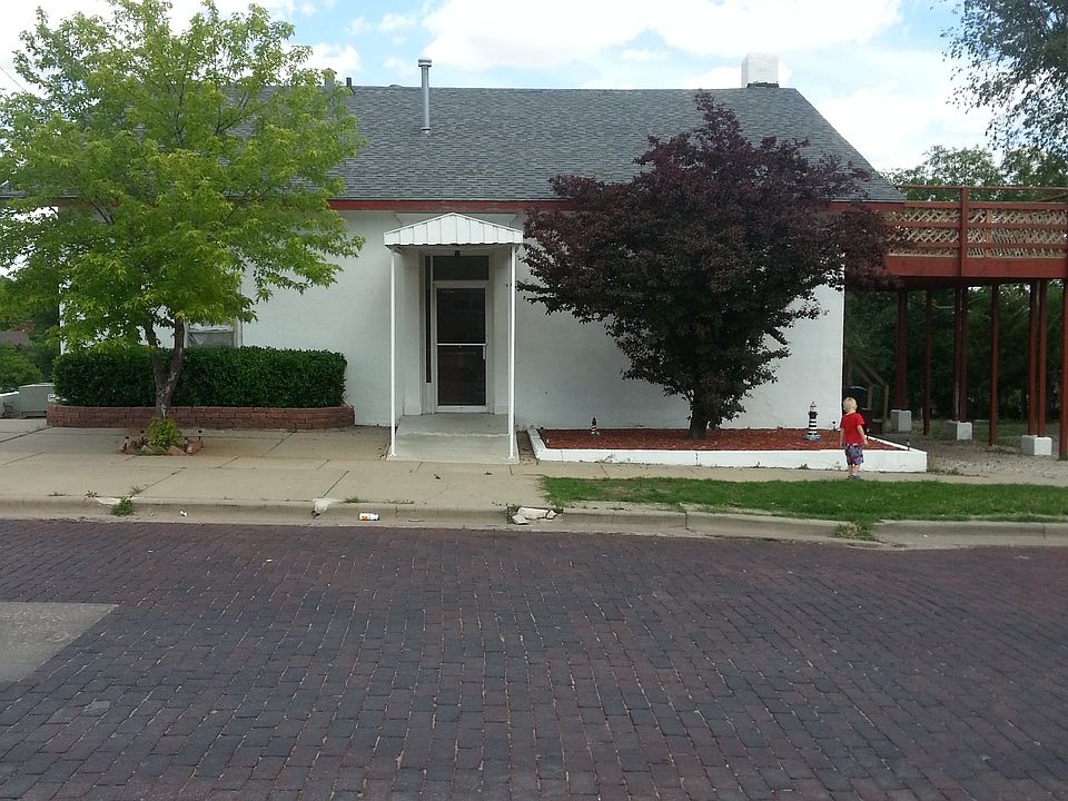 1st image of 1716 Avenue A