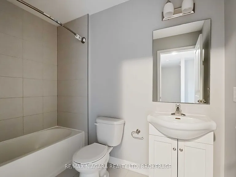 81 Grove St — Photo 29