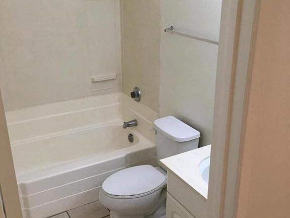 5th image of 5326 W Turney Ave APT 2