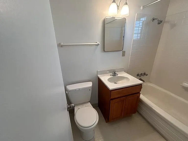 335 Alcatraz Ave #203 — Photo 10