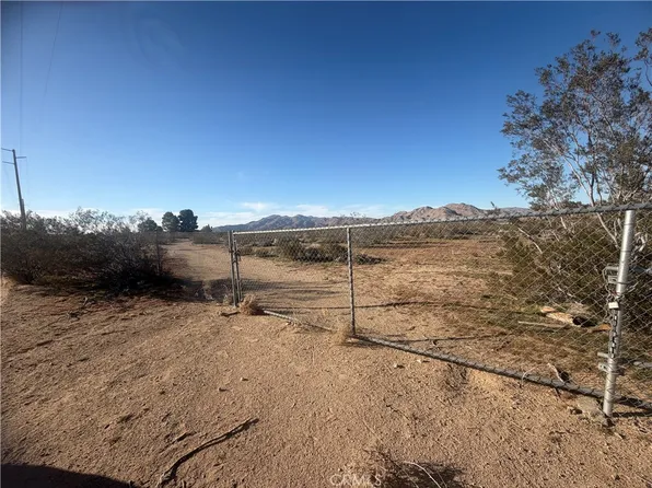 31020 Pawnee St Lot 91, Lucerne Valley, CA 92356