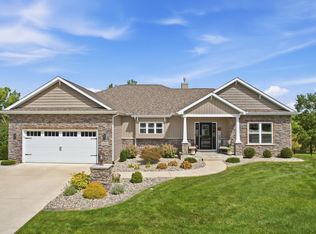 2880 Farrah Xing, Fort Wayne, IN 46818