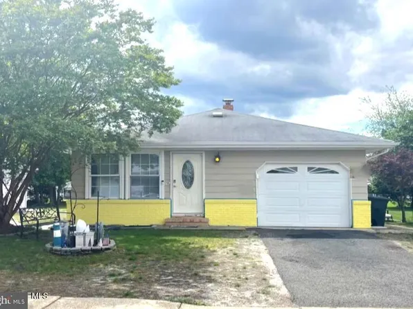 339 Curacao St, Toms River, NJ 08757