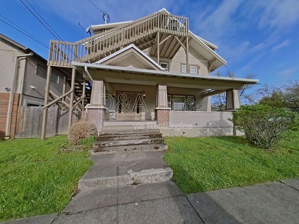 1st image of 242 NW 15th St APT 2