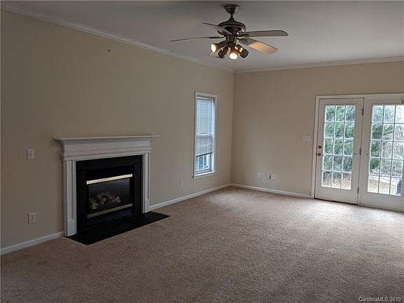 3rd image of 9314 Mitchell Glen Dr