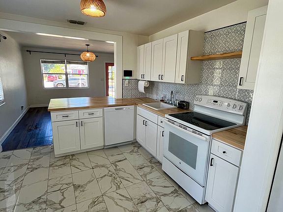 3rd image of 1731 41st St S