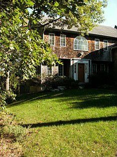 292 N. Dennis Rd