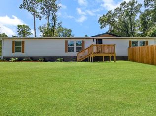 223 Tropicaire St, Tallahassee, FL 32305