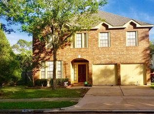 2715 Leroy St, Pearland, TX 77581