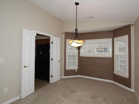 3rd image of 7874 Bridgepoint Dr