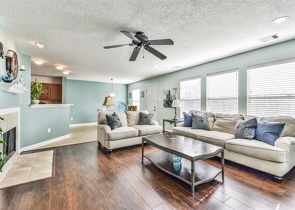 1st image of 2650 Skyview Knoll Ct