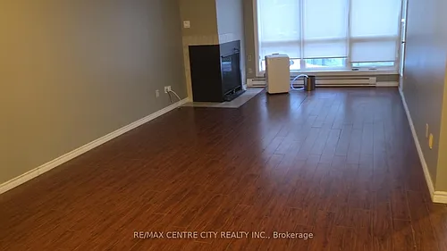 9 Jacksway Cres #212 Photo 1