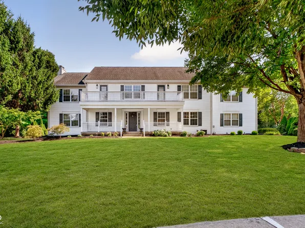 11405 Regency Ln, Carmel, IN 46033