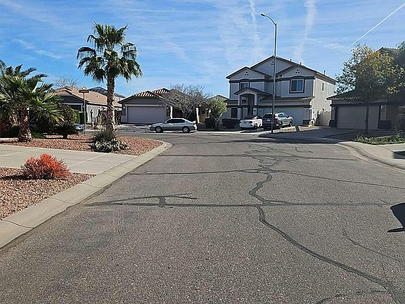 4th image of 43966 W Cypress Ln