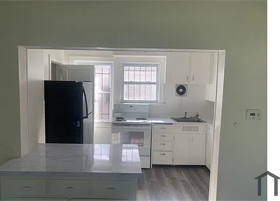1606 W Dartmouth St — Photo 2