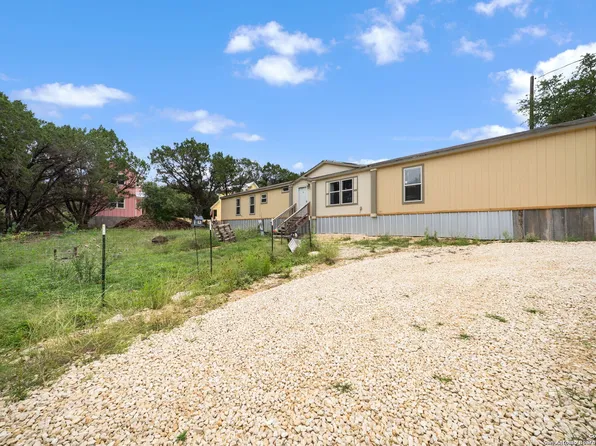 440 Brushy Creek Trail, Bandera, TX 78003