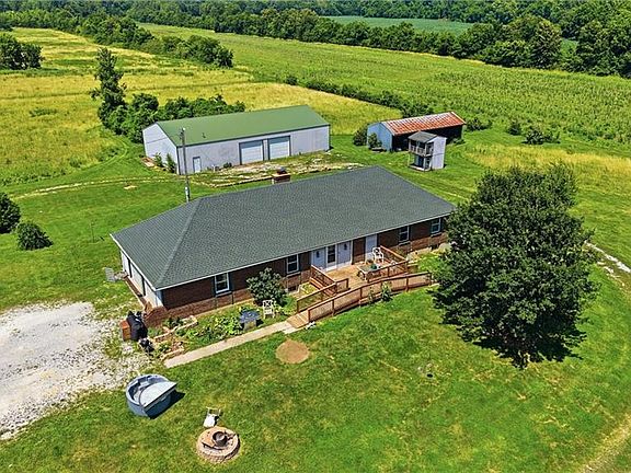 2nd image of 4457 Gillen Rd