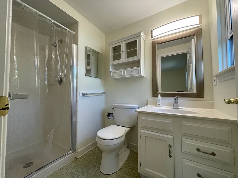 2366 Eaton Gate Rd — Photo 21