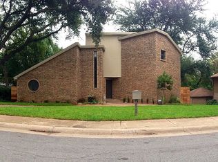 7024 Blackwood Dr, Dallas, TX 75231
