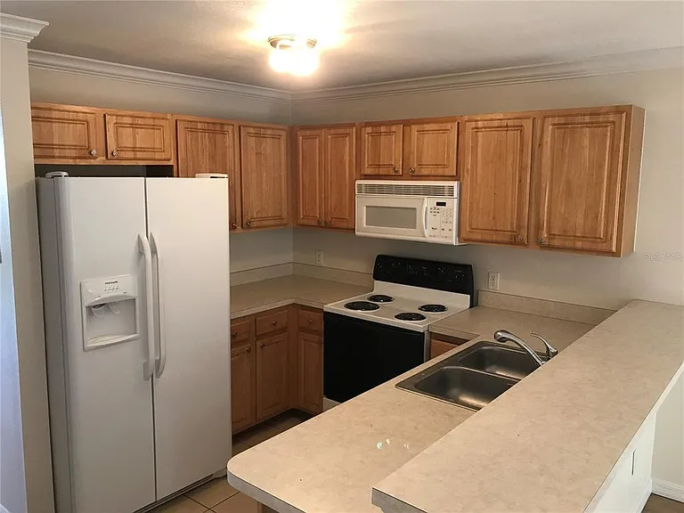 354 Cervantes Dr #354 — Photo 6